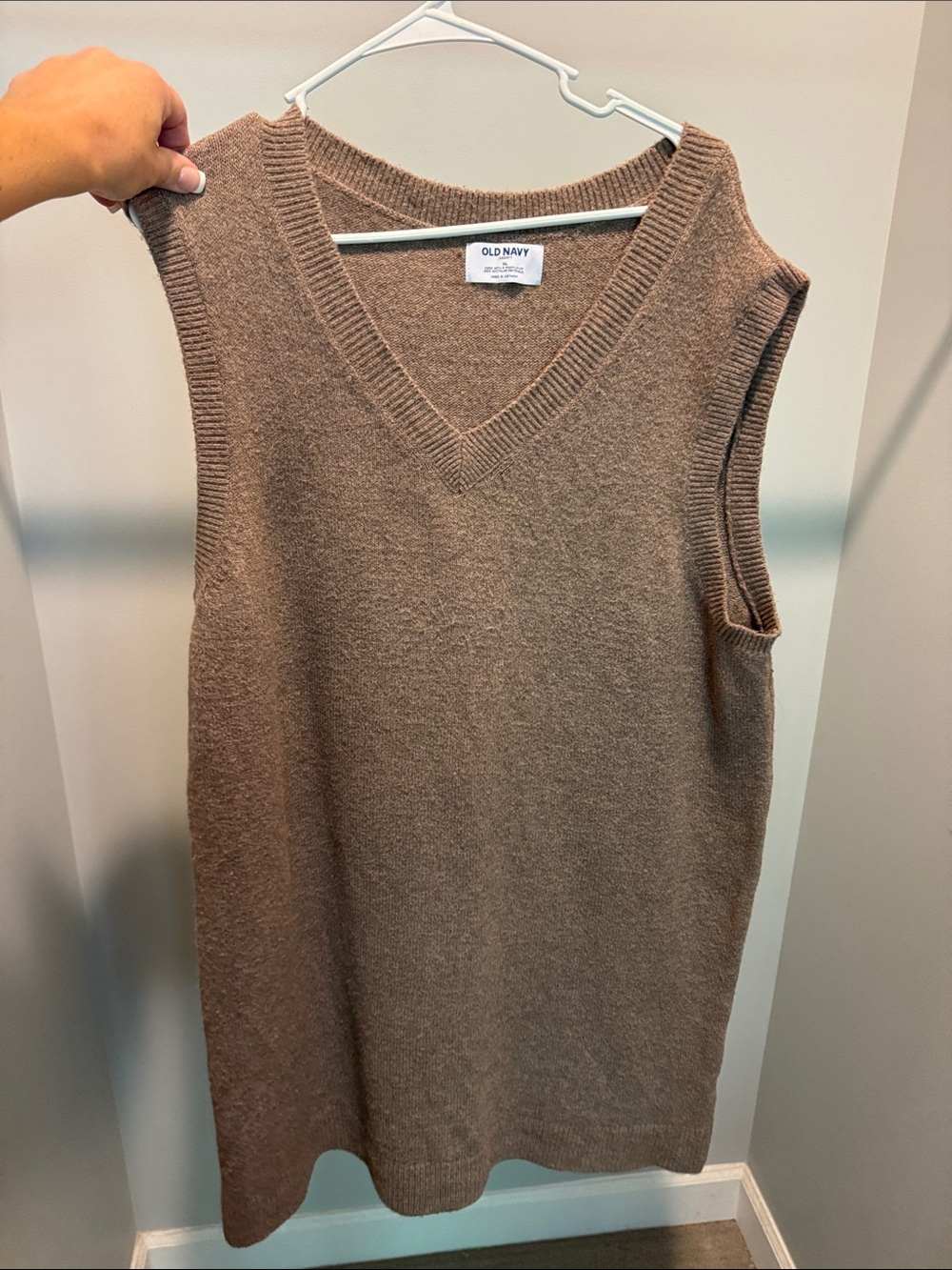 Old Navy Taupe Knit Sleeveless V-Neck Dress